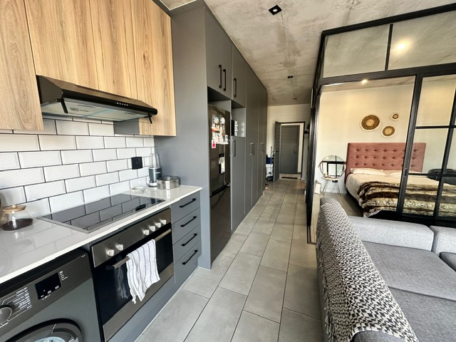 1 Bedroom Property for Sale in Sunridge Western Cape